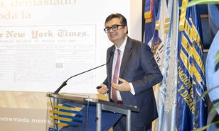 Experto Joan Barata advierte sobre riesgos de regular internet desde el "p&aacute;nico tecnol&oacute;gico"