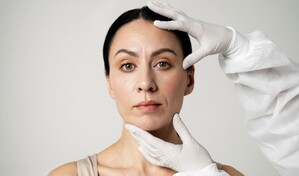 Luz roja o bioestimulaci&oacute;n, la tendencia de belleza que regresa