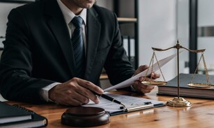 Poder del juez de Corte: garante de tutela judicial frente al abuso procesal