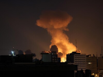 Teherán vive una madrugada de terror, pánico y llanto por bombardeos