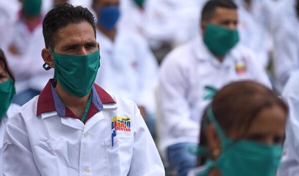 Cuba anuncia retiro de sus m&eacute;dicos de Jamaica tras decidir Kingston cesar la cooperaci&oacute;n