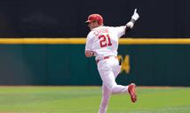 El prospecto canadiense Owen Caissie confirma su calidad en el triunfo sobre Colombia