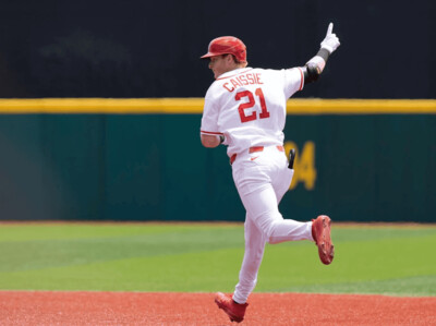 El prospecto Owen Caissie confirma su calidad, Canadá gana