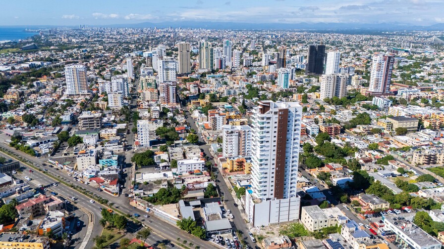 Encuesta muestra tendencia de pesimismo sobre el rumbo del país, pero optimismo personal