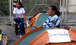 Familiares de presos pol&iacute;ticos piden a Delcy Rodr&iacute;guez y a EE. UU. visitar prisi&oacute;n venezolana