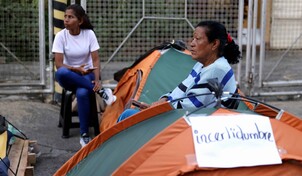 Familiares de presos pol&iacute;ticos piden a Delcy Rodr&iacute;guez y a EE. UU. visitar prisi&oacute;n venezolana