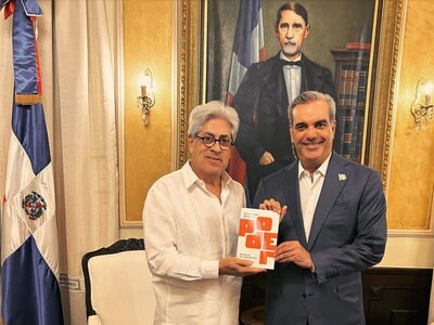 Las 22 naturalizaciones privilegiadas entregadas por Luis Abinader