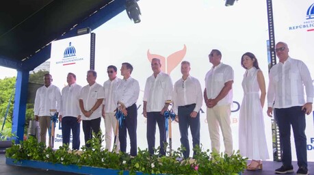 Gobierno aprueba aeropuerto internacional privado en Playa Grande