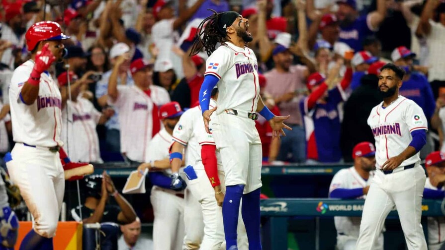 Rep&uacute;blica Dominicana, Jap&oacute;n y EE. UU. muestran su poder en sus estrenos en el Cl&aacute;sico Mundial