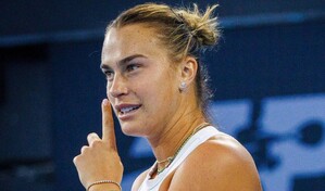 Sabalenka estrena anillo en el arranque de un nuevo asalto a Indian Wells