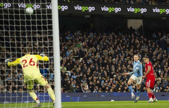 El City supera con facilidad al Liverpool con un triplete de Haaland