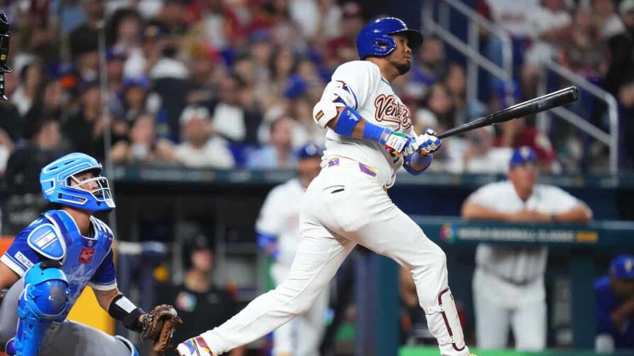 Con jornada hist&oacute;rica, Luis Arr&aacute;ez impulsa a Venezuela a colocarse en 2-0