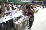 Colombia elige Congreso antes de presidenciales con la derecha al acecho del poder