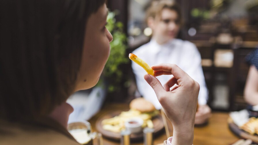 Obesidad y malnutrici&oacute;n: dos caras de la misma moneda