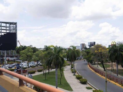 Piloto en Los Próceres introduce medidas para reducir la velocidad