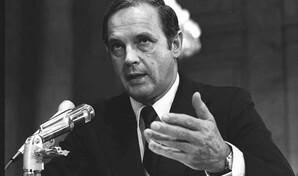 Muere a los 99 a&ntilde;os Alexander Butterfield, el asesor que revel&oacute; las cintas de Watergate