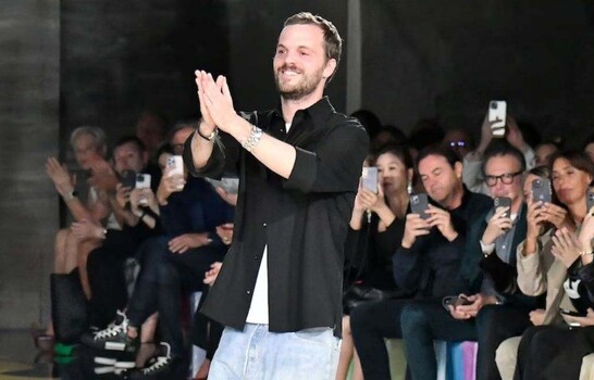 Chanel reafirma en Par&iacute;s el peso de la era Blazy, con casi ochenta modelos