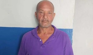 Hombre persigui&oacute; a una mujer con un machete por las calles de El Seibo