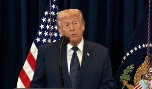 Trump anuncia suspensi&oacute;n temporal de sanciones petroleras para reducir precios