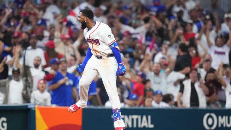 El orgullo dominicano nunca se rinde: un pelotazo no dobleg&oacute; a Caminero... y luego la sac&oacute;