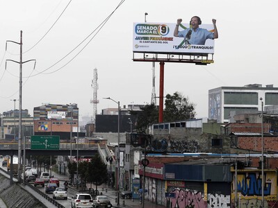 Elecciones colombianas, cientos de candidatos quemados, Álvaro Uribe