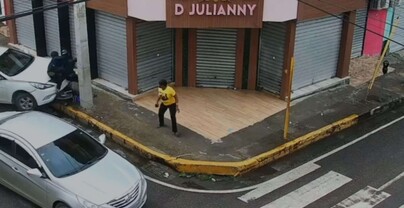 Hombre estrella su veh&iacute;culo contra asaltantes: usuarios proponen recolectar para ayudar en reparaci&oacute;n