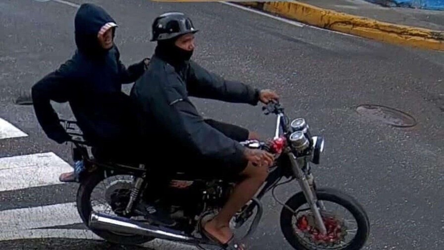 Atracador, arrepentido Atracador, arrepentido