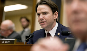 Congresista de EE. UU. abandona el Partido Republicano para convertirse en independiente