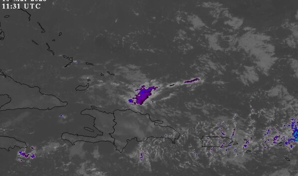 Vaguada provocar&aacute; aguaceros este martes con varias provincias en alerta y restricciones en costas