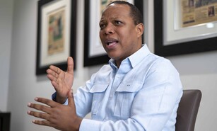 Hay personas que llegan a hacer una renovaci&oacute;n y a los 15 minutos ya salen con su licencia