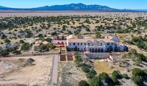 Investigadores de Estados Unidos allanan rancho de Epstein en Nuevo M&eacute;xico