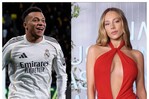 Kylian Mbappé y Ester Expósito desatan rumores de romance tras ser vistos juntos en París Kylian Mbappé y Ester Expósito desatan rumores de romance tras ser vistos juntos en París