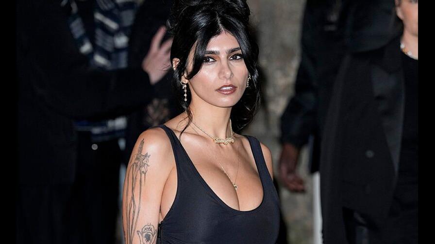 Mia Khalifa celebra victoria dominicana frente a Israel con un mangú con “los tres golpes”