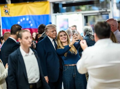 Trump se despide de Miami visitando restaurante venezolano