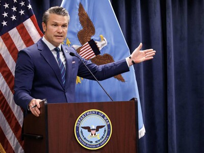 Pentágono veta fotos “poco favorecedoras” de Pete Hegseth