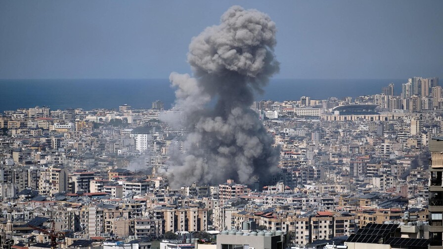 Israel inicia una serie de bombardeos de forma simult&aacute;nea contra Ir&aacute;n y Beirut