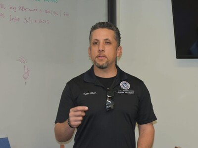 CBP advierte sobre tráfico de migrantes en redes sociales