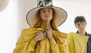 El dise&ntilde;ador brit&aacute;nico-estadounidense Harris Reed deja la direcci&oacute;n creativa de Nina Ricci