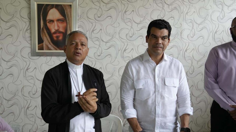 Inapa eval&uacute;a avances del proyecto de alcantarillado sanitario en Tenares