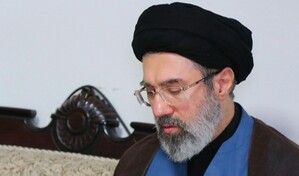 Nuevo l&iacute;der supremo de Ir&aacute;n est&aacute; sano y salvo pese a estar herido, dice hijo del presidente