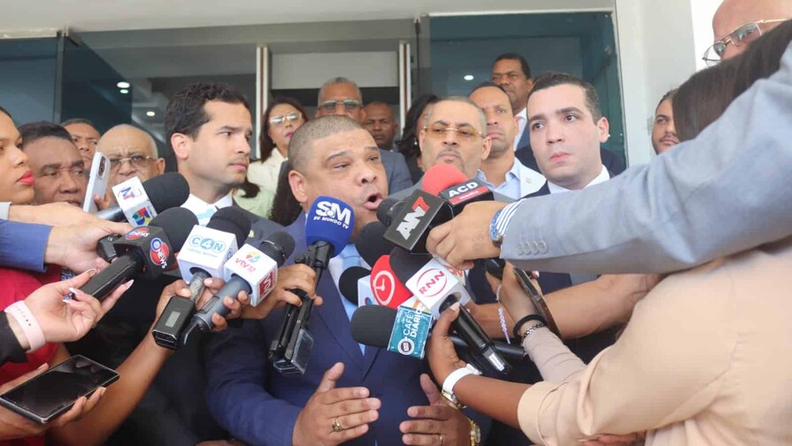 La oposici&oacute;n pone en manos del Tribunal Constitucional la indexaci&oacute;n salarial