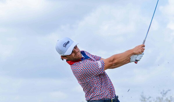Willy Pumarol conquista su primer t&iacute;tulo en el APGA Tour y hace historia para Rep&uacute;blica Dominicana