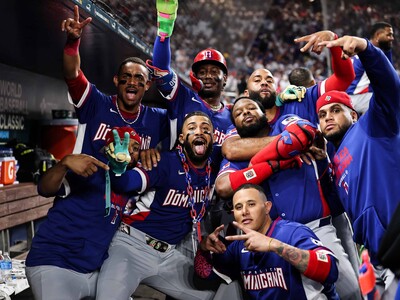 Clásico Mundial de Béisbol: Dominicana somete a Venezuela