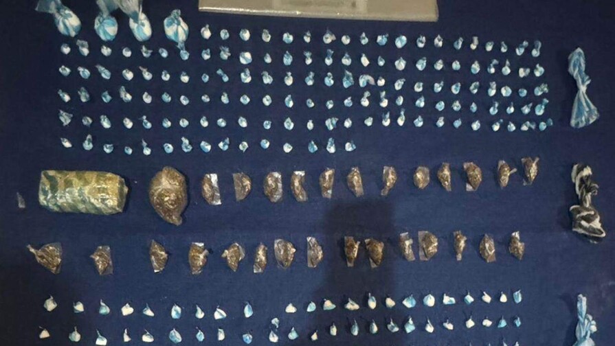 Capturan a dos supuestos miembros de la red de microtr&aacute;fico de Luisito la Uva en Montecristi