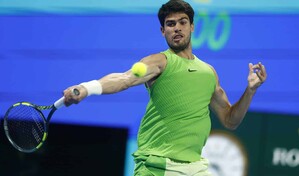 Alcaraz firma un s&oacute;lido debut del US Open en su regreso tras lesi&oacute;n