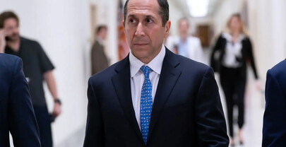 Contador de Epstein testifica ante el Congreso sobre su fortuna y v&iacute;nculos con millonarios