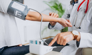 Uno de cada tres adultos dominicanos vive con hipertensi&oacute;n, advierte Salud P&uacute;blica