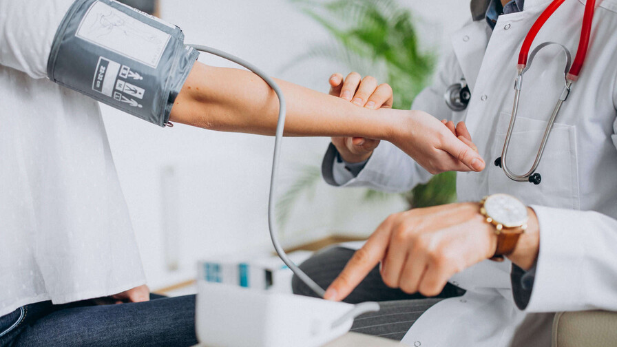 Uno de cada tres adultos dominicanos vive con hipertensi&oacute;n, advierte Salud P&uacute;blica