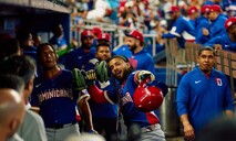 La historia detr&aacute;s de la pesa de pl&aacute;tano que exhiben los toleteros dominicanos en el cl&aacute;sico