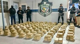 Panam&aacute; decomisa 536 paquetes de droga en zona fronteriza con Costa Rica